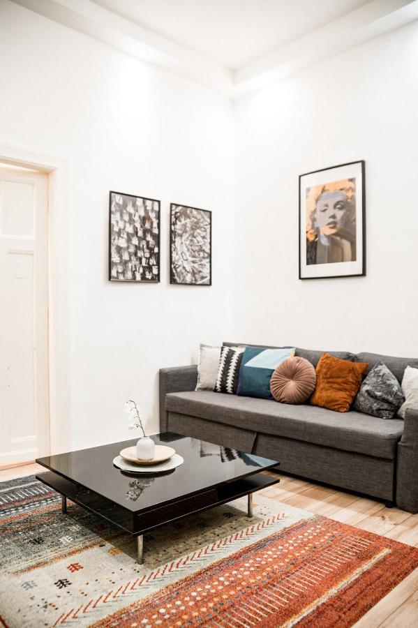 Stylish Central Location Kazincy Netflix 1Br บูดาเปสต์ ภายนอก รูปภาพ